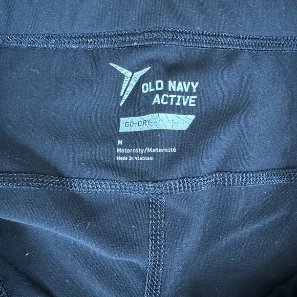 Maternity old navy active set of 3 pants 1 top - Picture 5 of 5